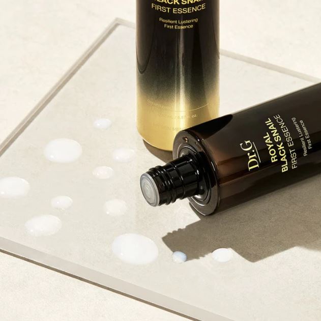 Royal Black Snail First Essence 165ml - 2