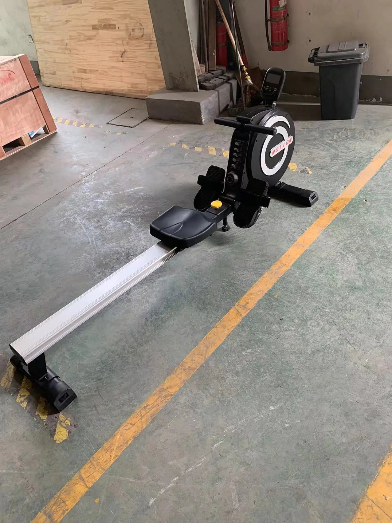 Indoor Magnetic Rowing Machine with Low Pull Trainer